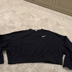 Women’s Cropped Nike Crewneck